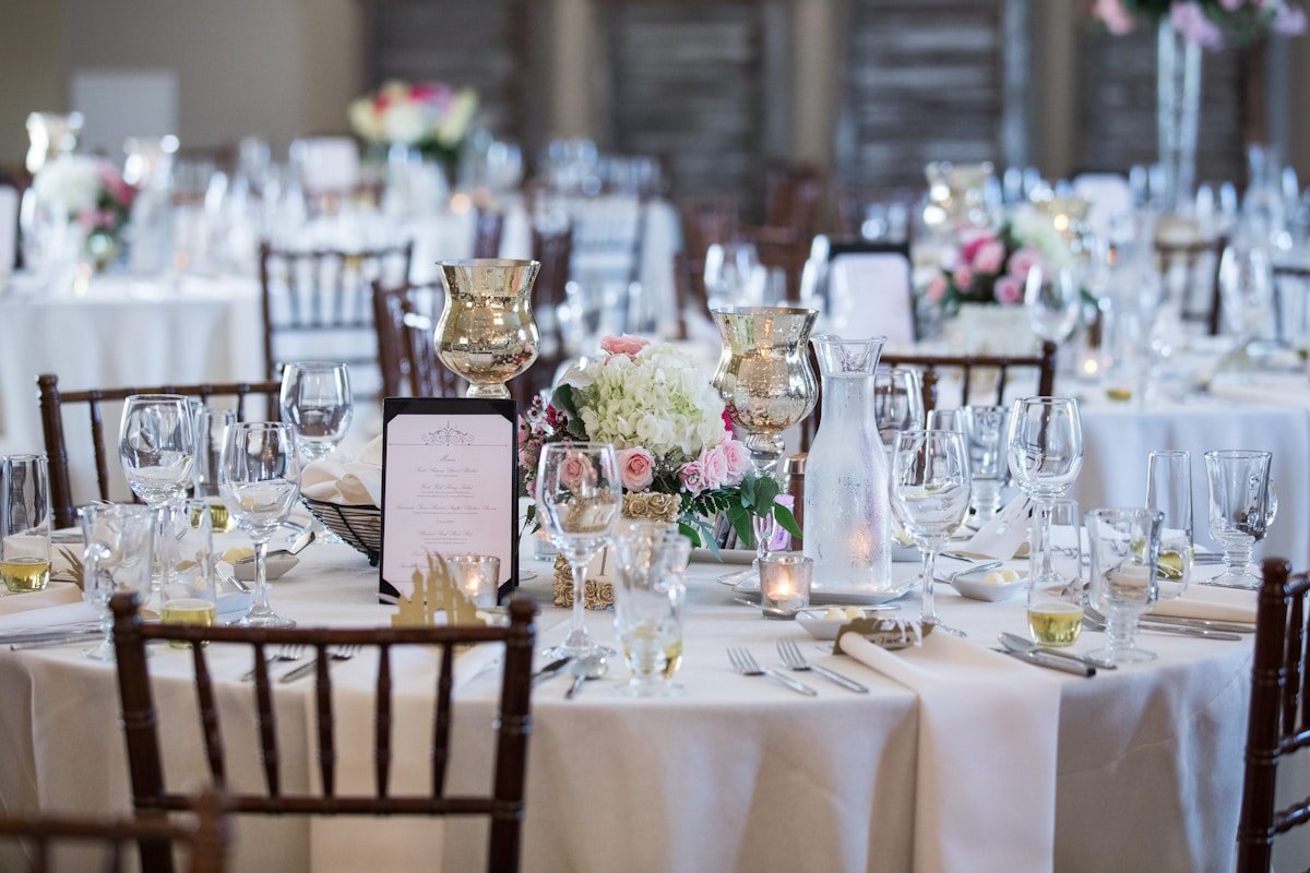 Formal Dinner Table Arrangement — Ultimate Party Rentals
